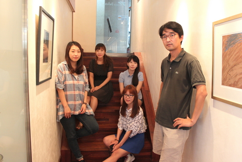 아이온커뮤니케이션즈 디자인팀 아이온커뮤니케이션즈 디자인팀