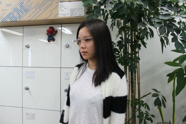 구글글래스 착용 사진 구글글래스 착용 사진